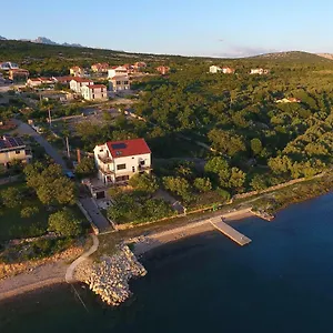 Apartment Baredine, Maslenica