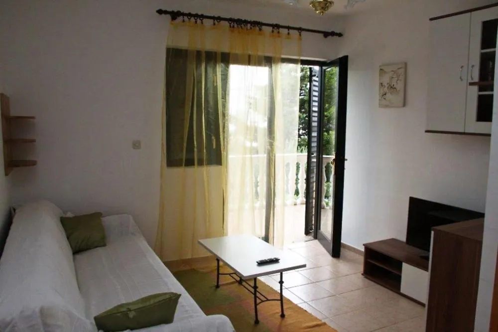 Apartments Camelia Maslenica 0*,  Croatia