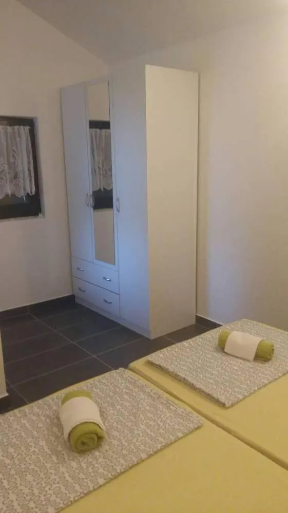 Apartments Camelia Maslenica 0*,